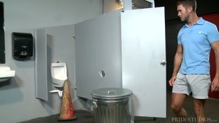 MenOver30 Public Gloryhole Ass Fucking!