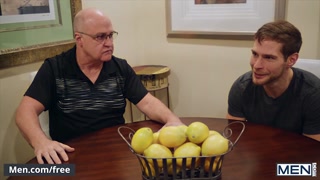 Mencom - Muscular Dude Collin Simpson Making Out With His Ex Boyfriend David Skylar