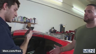 Mencom - Hunk dude Julian Knowles pounded by his mechanic Paul Canon