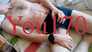 Solo guy jerks off his big cock and shows his body