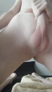 Horny twink jerks off and cums all over himself