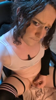 hi i'm new here, say hi back 👋