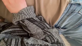 My straight friend was dying to touch me, we rub our pussies