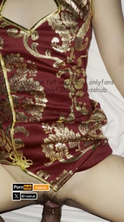 Having sex while wearing a cheongsam.