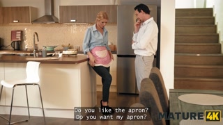 MATURE4K. Lynna Nilsson helps to lose virginity