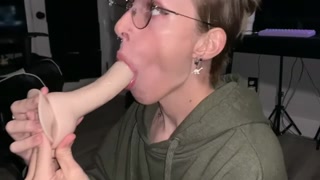 Tgirl whips ass and fucks on the floor