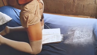 Peeing the book in my bed