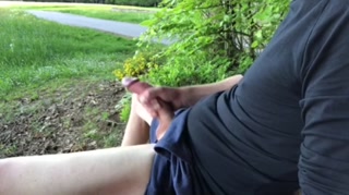 I was so horny in public, had to jerk!