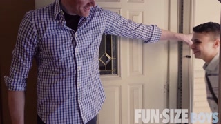 FunSizeBoys - Tall, sexy, beary workman Cain Marko barebacks twink